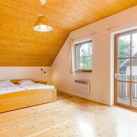 In Javornik Near Giant Mountains Nyaraló *